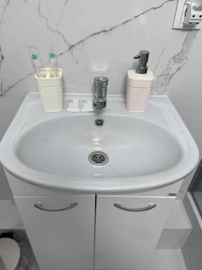 Apartment in the city centre アスターナ エクステリア 写真