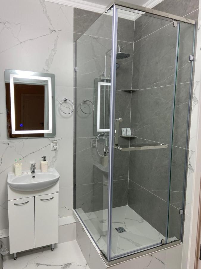 Apartment in the city centre アスターナ エクステリア 写真