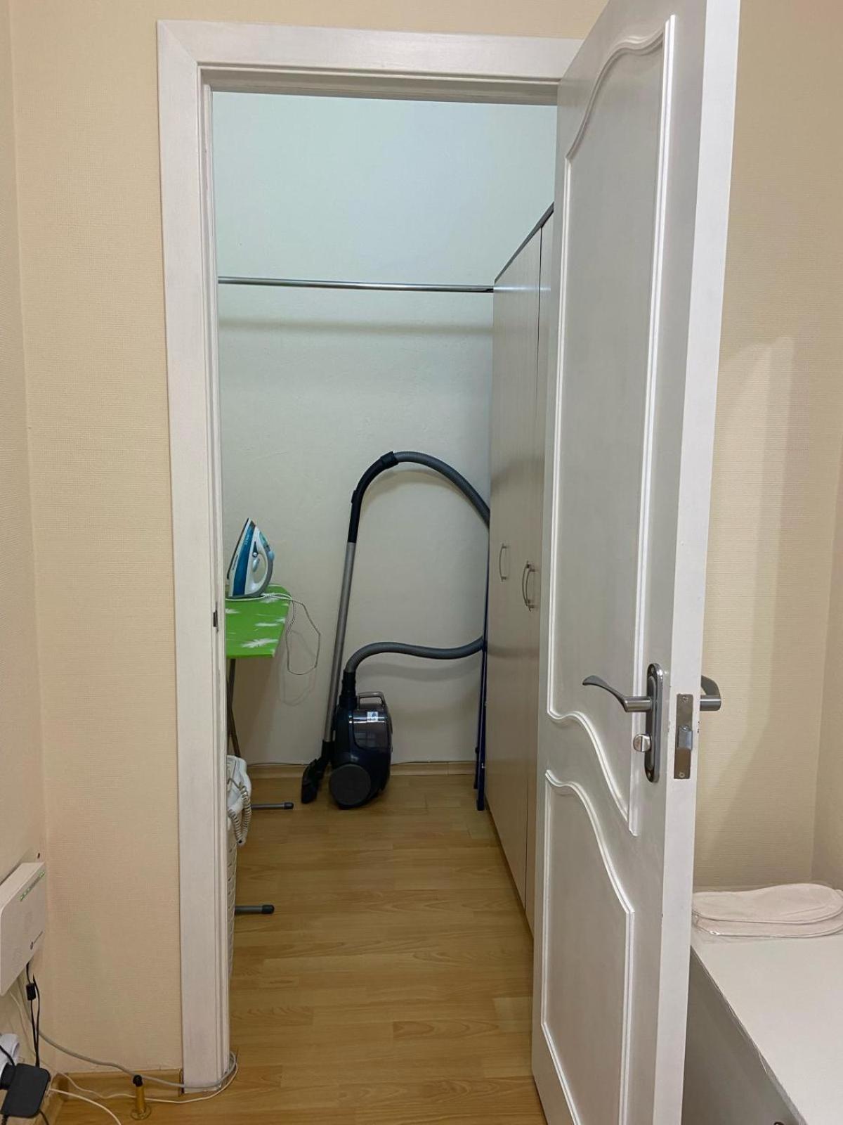 Apartment in the city centre アスターナ エクステリア 写真